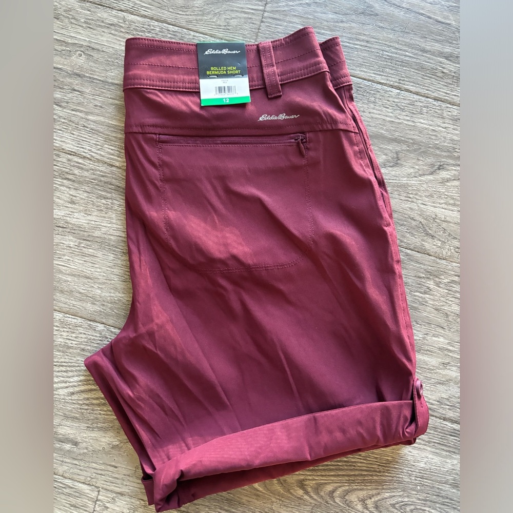 Women’s Bermuda shorts Eddie Bauer brand